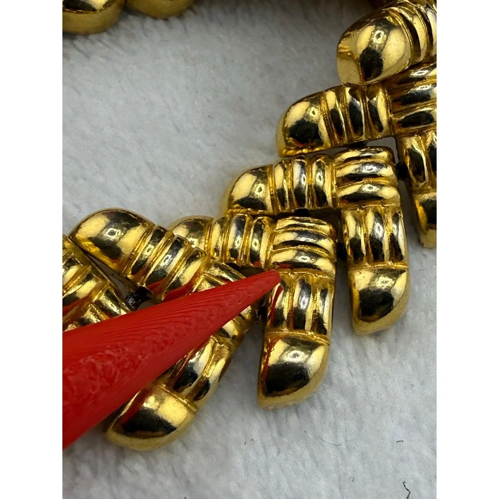 Vintage AFJ Woven Link Bracelet Gold Tone Chunky Ribbed Statement 7